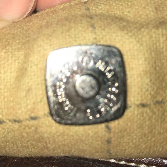 ‼️Bundle & Save‼️ TOMMY HILFIGER Leather Bag - Picture 2 of 8